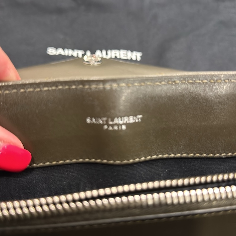 Yves Saint Laurent Loulou in green colour - Picture 3 of 7